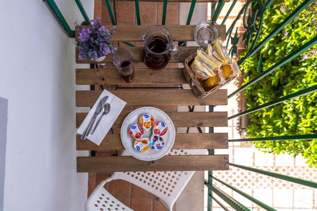 Villa Rocla Guest House Πομπηία Εξωτερικό φωτογραφία